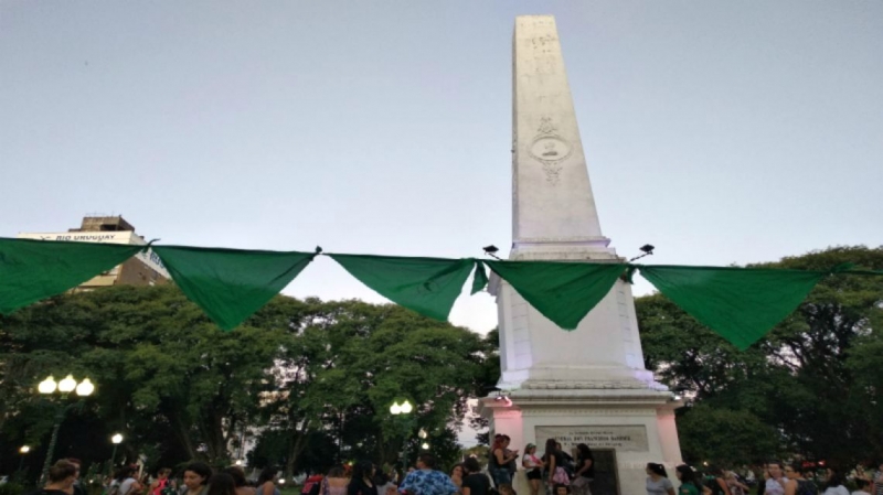 Pañuelazo virtual en reclamo al derecho al Aborto