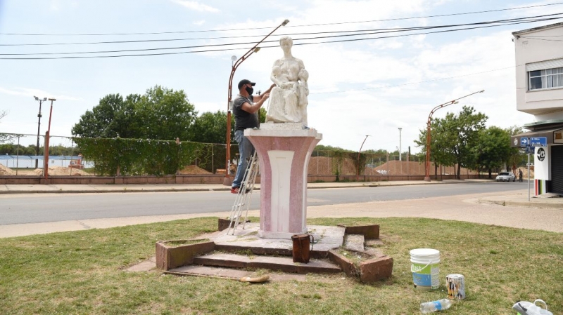 Se pone en valor el “Monumento a la Madre”