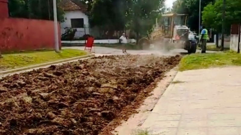 Comenzaron trabajos de cara a la pavimentación en 25 de Agosto