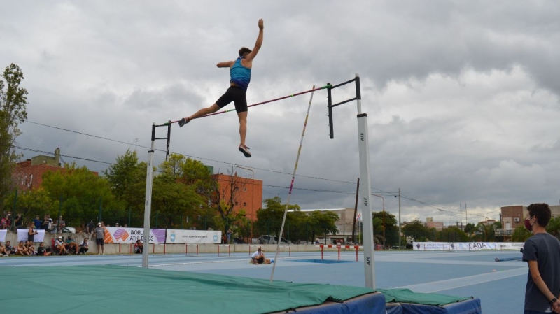 Con la presencia de atletas de elite, se inició el Grand Prix Sudamericano