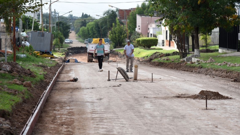 Comenzó la pavimentación de calle Don Bosco