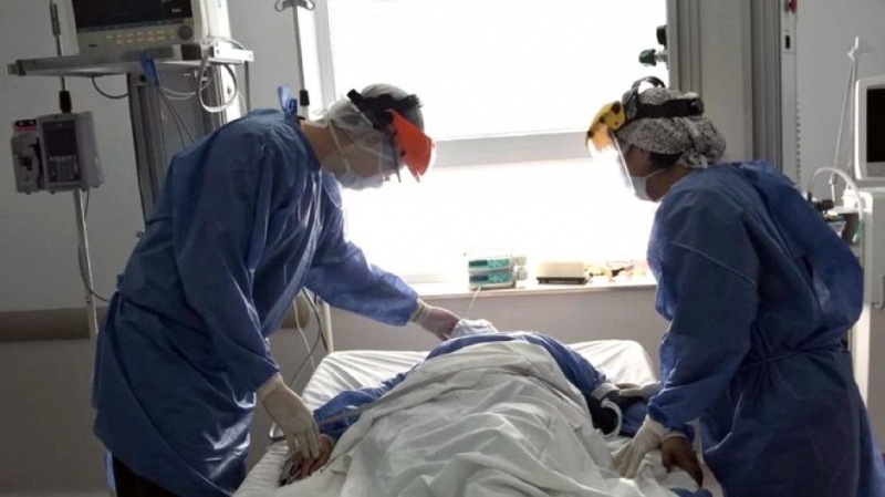 El hospital suspendió las cirugías programadas para atender el aumento de los casos de Covid