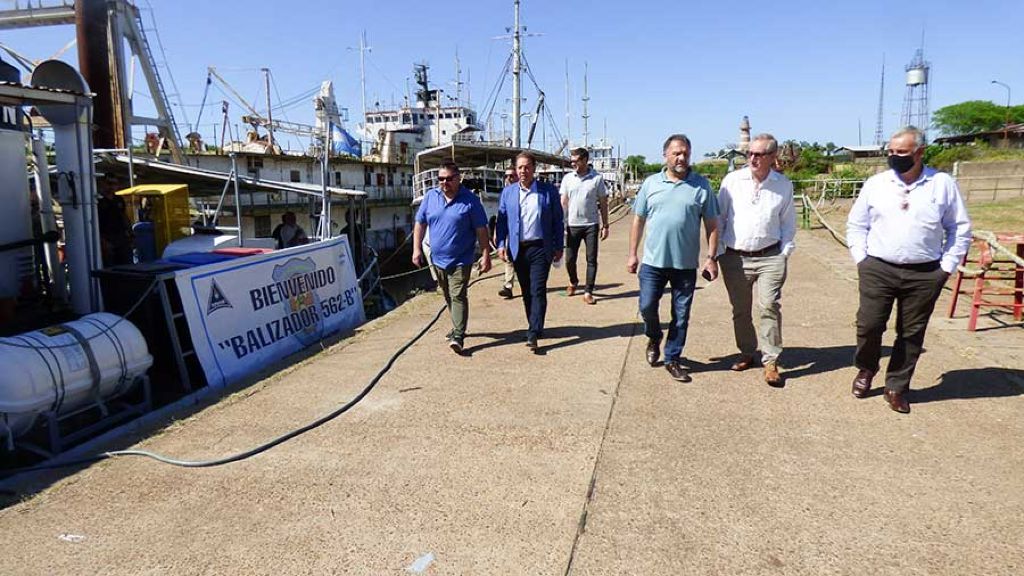 Vías Navegables de la Nación destinó un balizador exclusivo para el río Uruguay