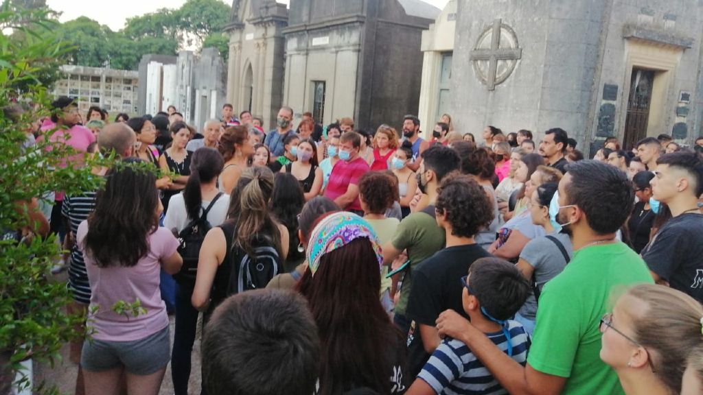 El Cementerio tuvo un exitoso recorrido guiado cultural e histórico