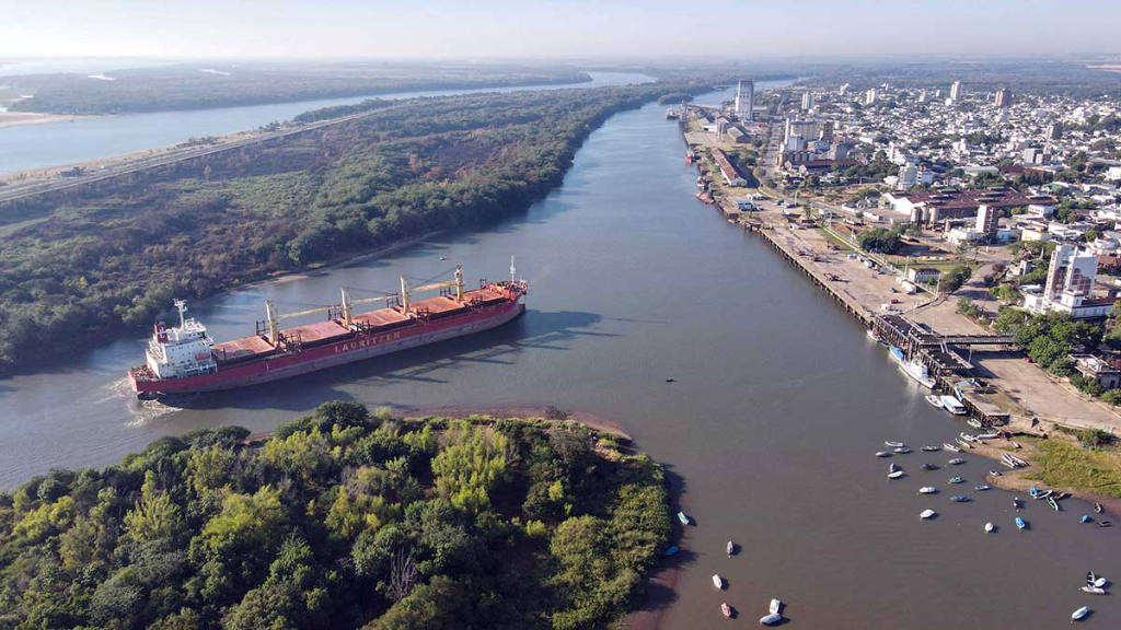 Argentina autorizará el estudio para el dragado a 34 pies del río Uruguay