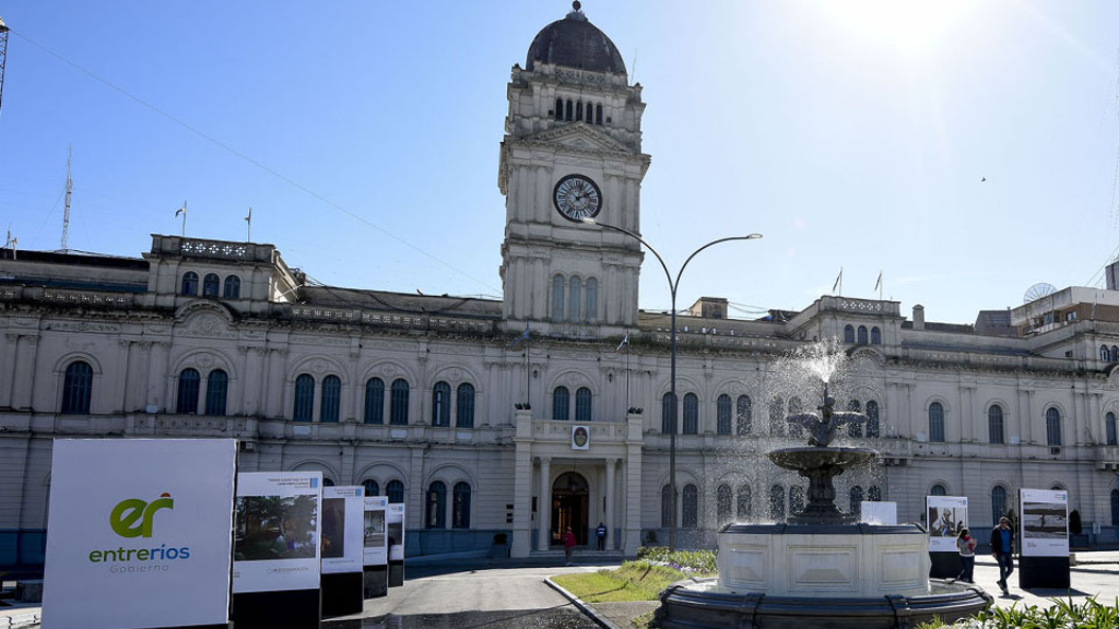 Proponen prohibir el acceso a cargos públicos electivos a quienes estén condenados