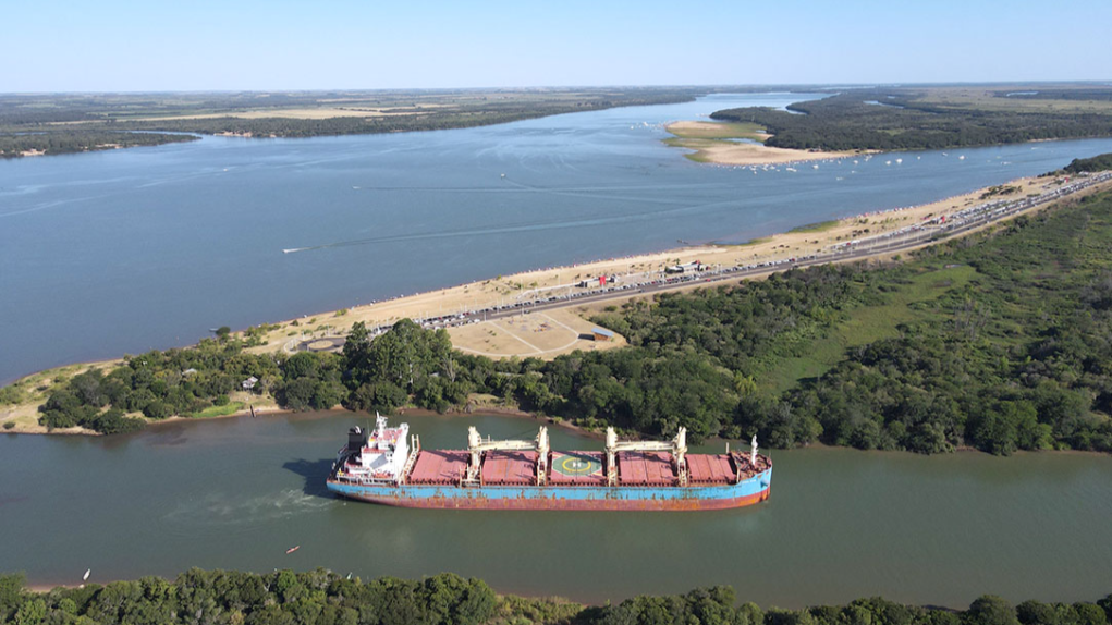 El Puerto de Concepción del Uruguay suma tres buques en quince días