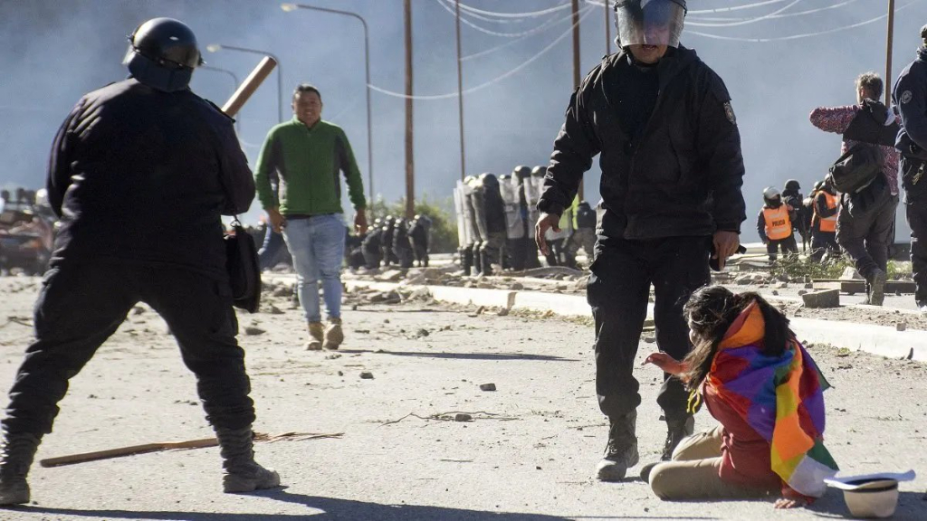 Cáceres lamentó que la UCR culpe a otros por la represión en Jujuy