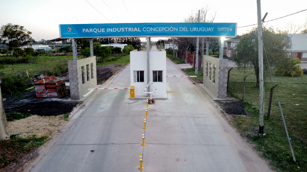 El Parque Industrial cuenta con su garita de acceso y seguridad privada