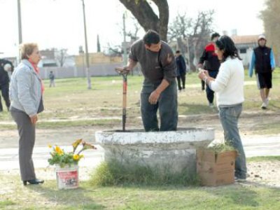 Comenzó la limpieza en el bulevar Yrigoyen