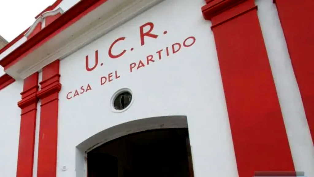 La UCR se mete con Lijo y pide su rechazo