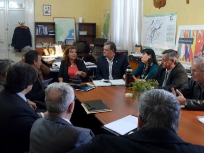 Francou con el ministro de Infraestructura, García