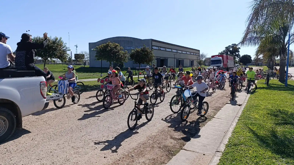 Caseros: se realizó la “Bicicleteada familiar”