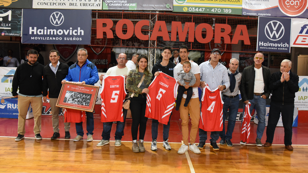 Homenajearon la historia deportiva de Rocamora