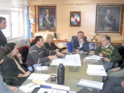 Schepens se reunió con autoridades de Vialidad por el arreglo de calles