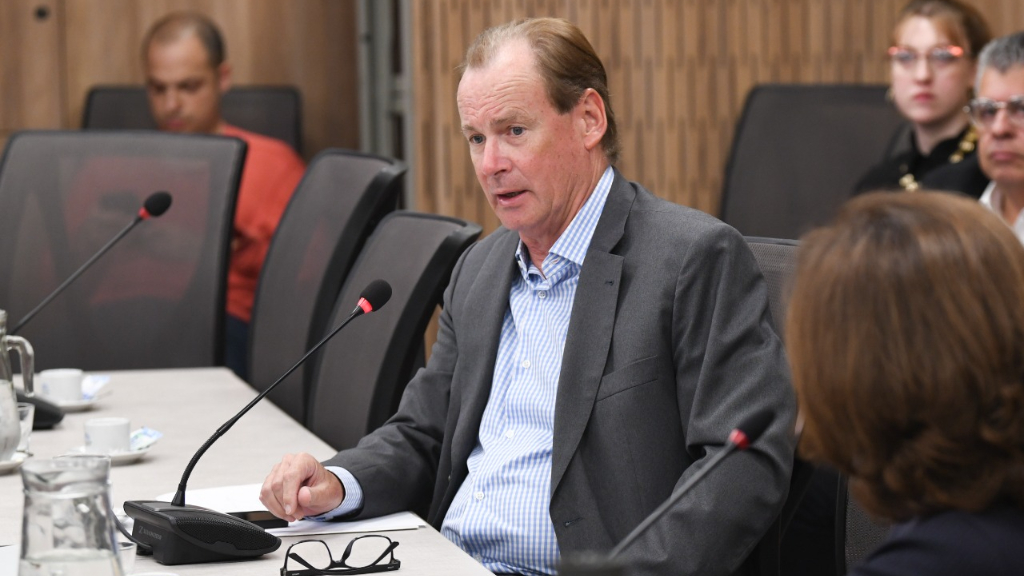 Bordet llamó a construir una agenda federal para proteger la industria nacional 