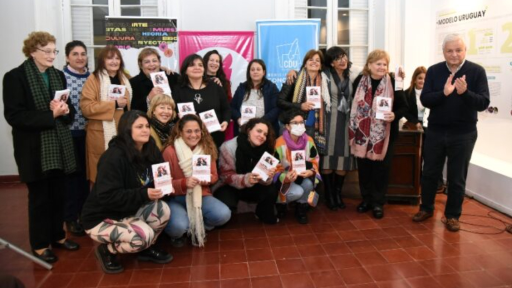 La Editorial Municipal presentó su primer libro con autoras locales