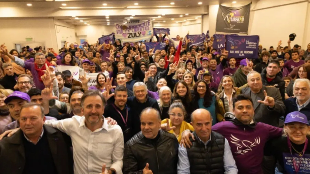 Los libertarios mostraron foto