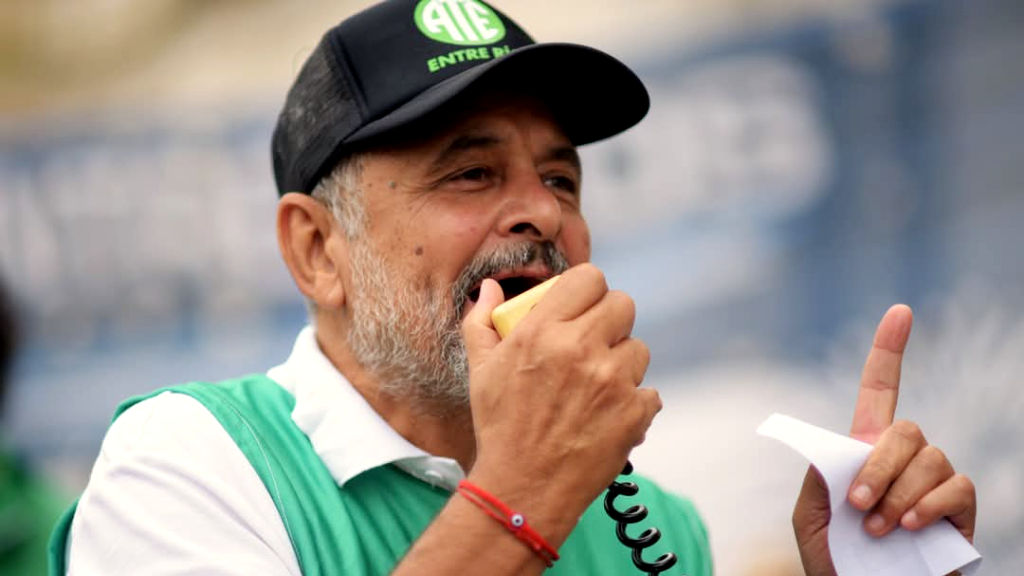 Muntes recordó que Frigerio ató su suerte a la de Milei