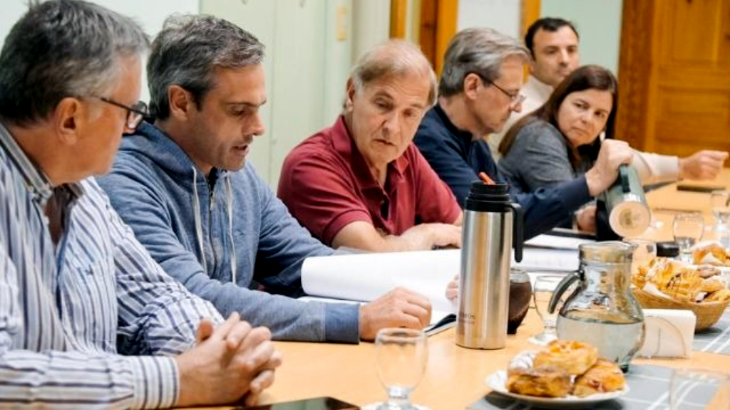 Bahl y Michel rechazaron el ingreso de fruta importada