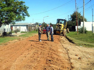 Reparaciones de calles en barrios y Parque Industrial 