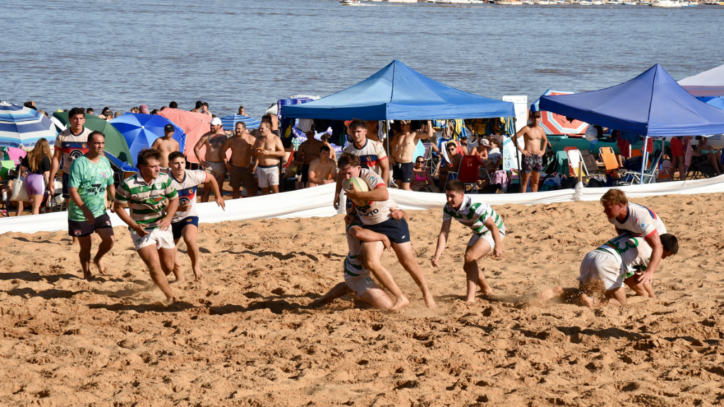 La Playa Olímpica vibró con el seven y el hockey en la Isla del Puerto
