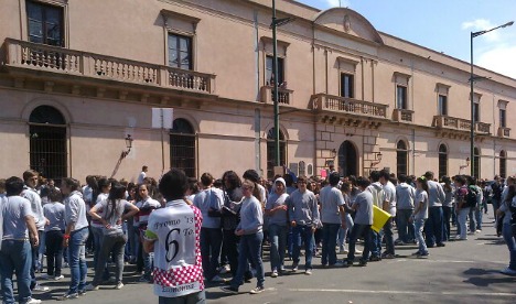 Principio de solución en el reclamo de los estudiantes del Colegio