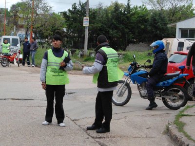 Refuerzan los controles de tránsito