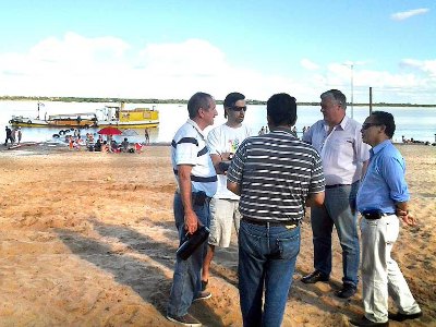 Schepens recorrió los trabajos para acondicionar las playas