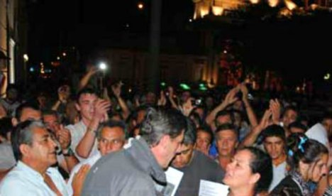 Marcha por la muerte de Wetzel: reclamo de justicia, insultos a periodistas y golpes a una jueza