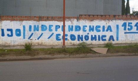 Mural, en partes, de Unidos y Organizados por La Década Ganada