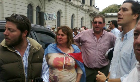 Re acompañó a la marcha ruralista y dijo que los heridos fueron los productores