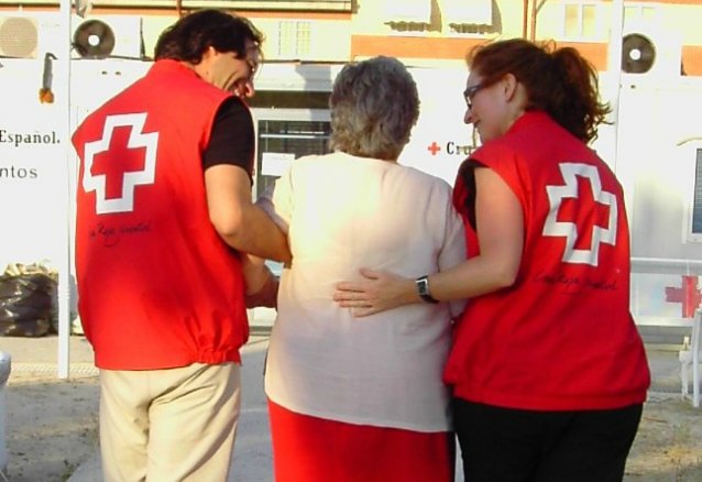 La Cruz Roja presenta una guía de atención de personas con discapacidades