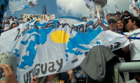 Bandera de La Cámpora de Concepción del Uruguay | Imagen: Facebook