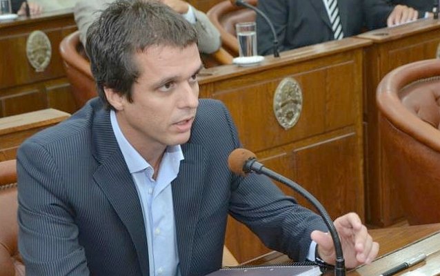 Cresto adelantó que le pedirán a los intendentes del PJ que flexibilicen el cobro de multas