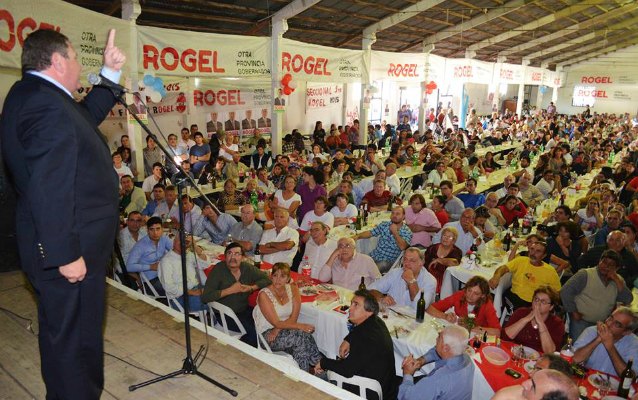 Rogel lanzó su precandidatura: “Sin movilización popular no hay política”, sentenció