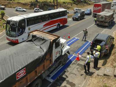 En comisión estudian el proyecto de control de peso en rutas entrerrianas