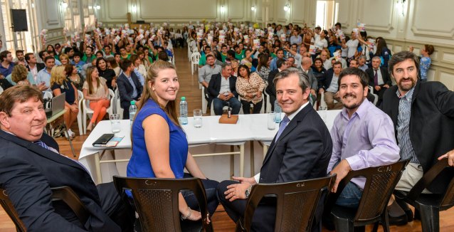 Bahl con una nueva edición del senado juvenil 