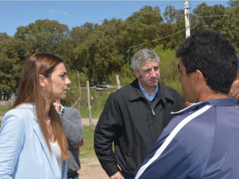 Ruíz Orrico y Hassen llevaron a la diputada Gayol por barrios uruguayenses
