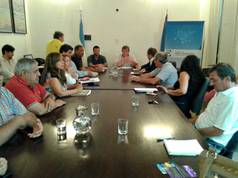 ATE y UPCN volvieron a reunirse con Provincia por las paritarias