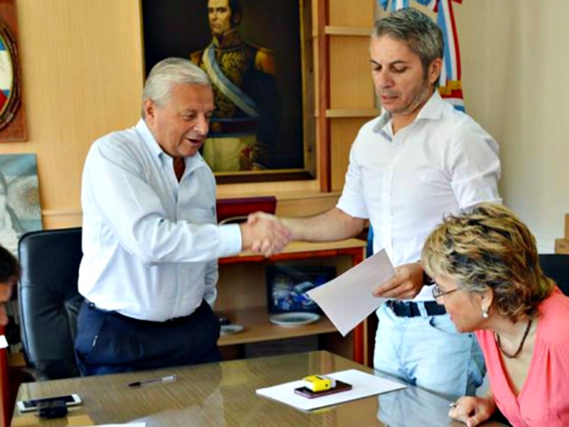Lauritto y Barberán firmaron el aumento salarial para los municipales