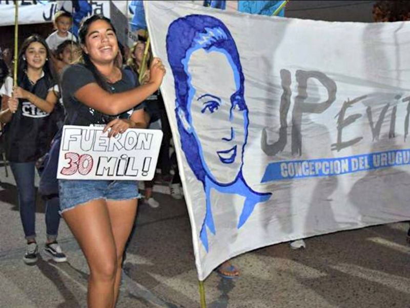 Desapareció Micaela, integrante del Evita, y la militancia de todos lados la busca