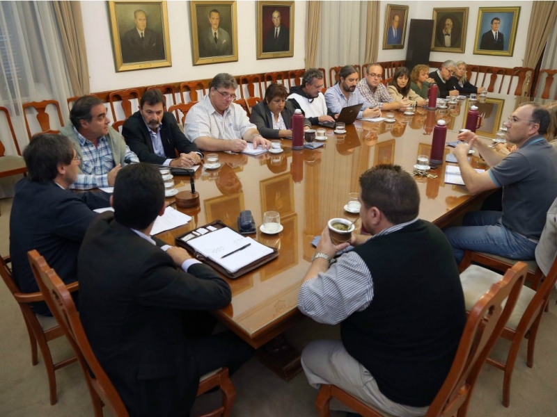 Reunión entre Provincia y Docentes con avances