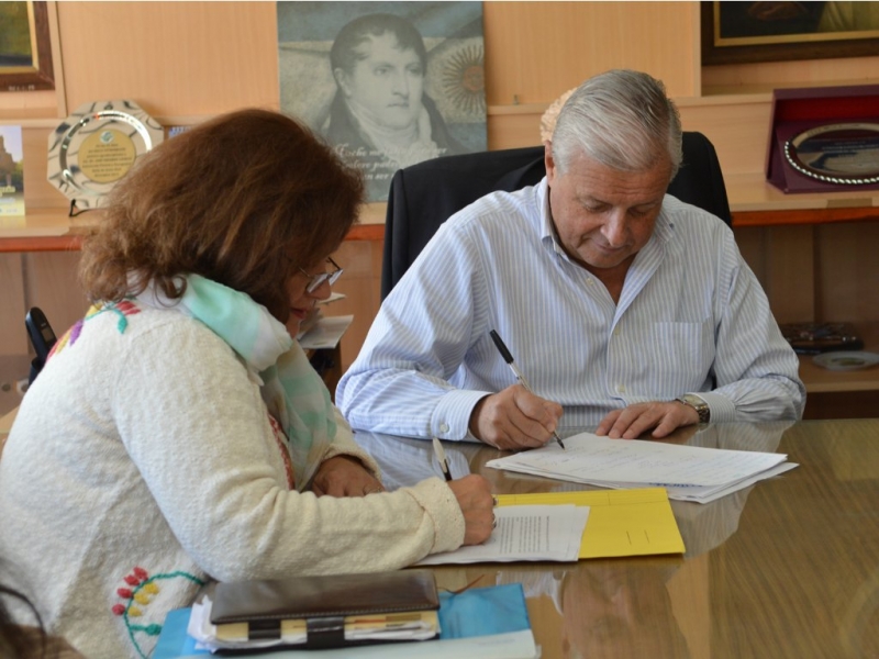 La Mutual Municipal firmó un convenio con Fundación “La Casita”